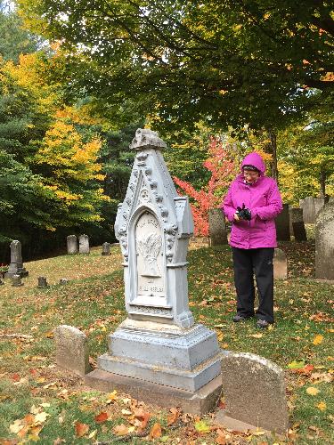 Andee at a gravestone in Mt Albion Cemetery in Albion, New York