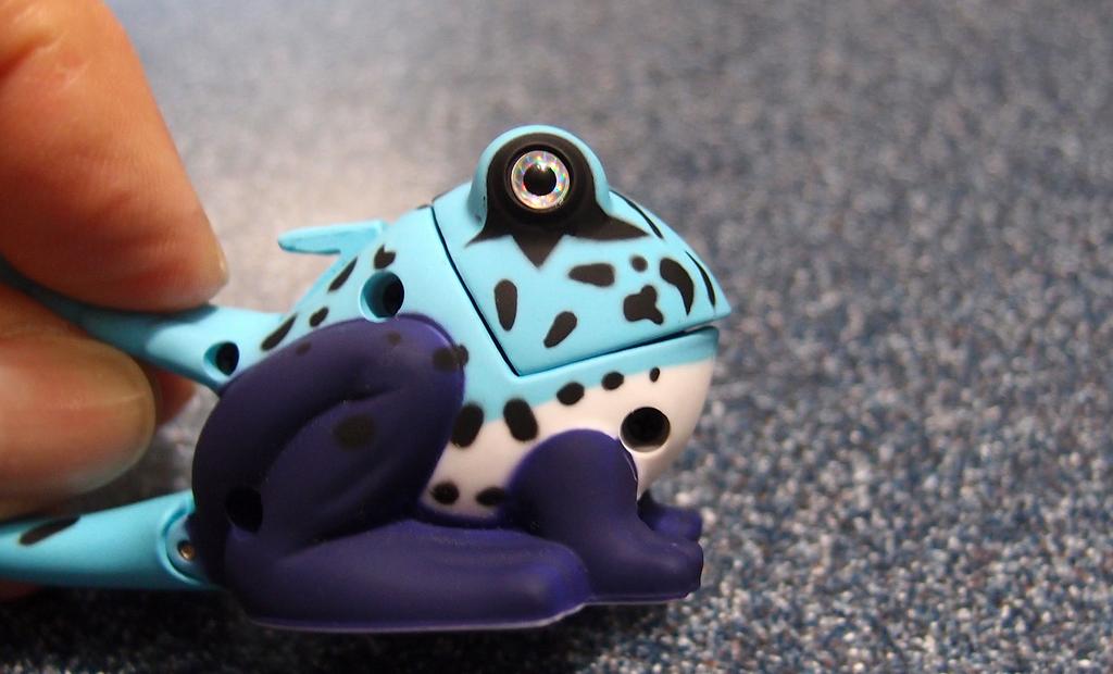 LED frog flashlight