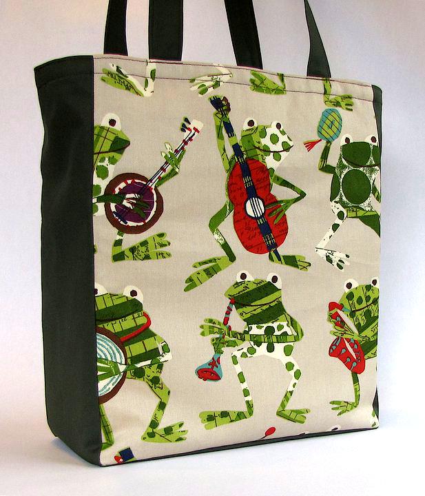 frog tote bag