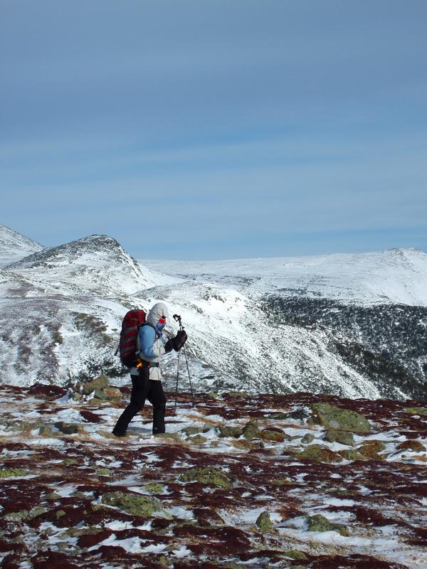 hiking Mount Eisenhower in winter