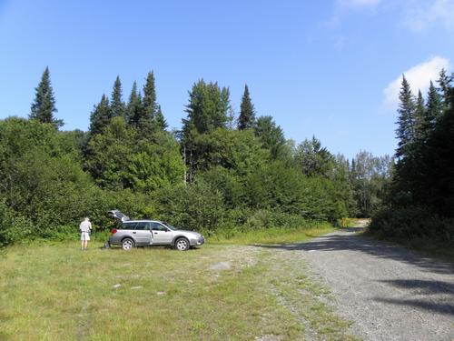 hike start to East Mountain in Vermont