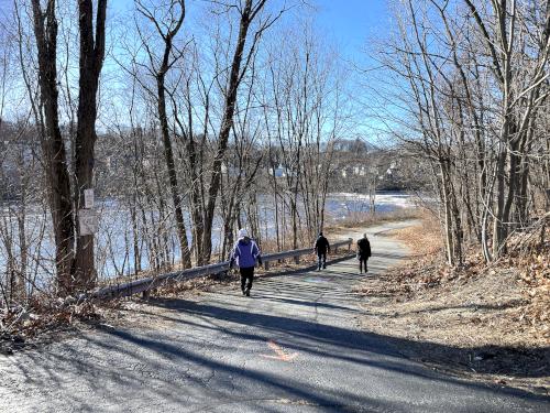 walk start in January at Merrimack River Bike Path in northeast MA