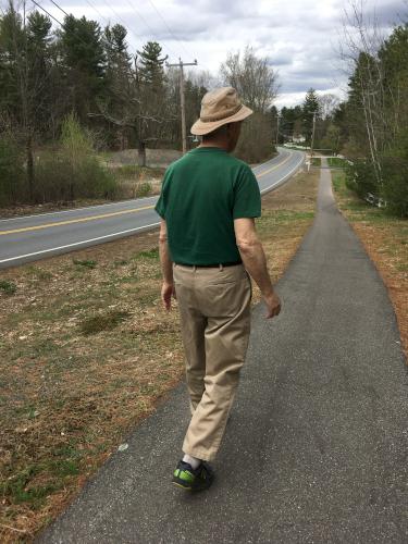 Fred hikes Tinker Road in southern New Hampshire