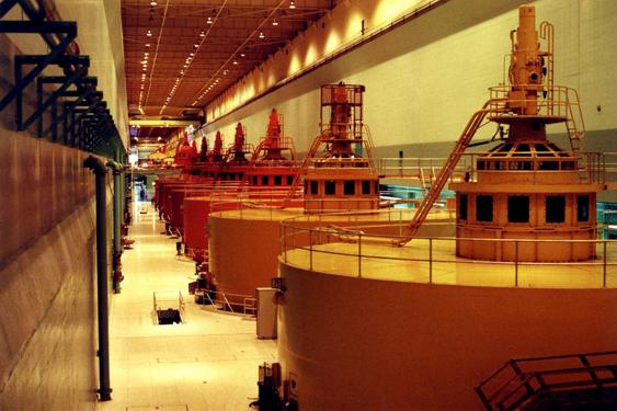 electricity-generating turbines inside Dalles Dam on the Columbia River in Oregon in July 1999